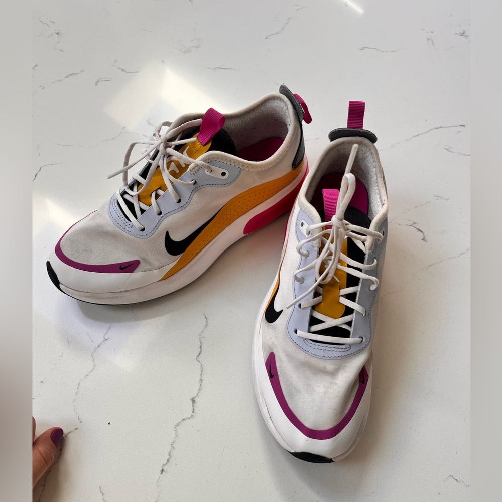 Nike Air Max 7.5